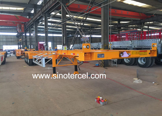 Gepersonaliseerde 3 assen platbed half-trailer 6880mm 1310mm wielbasis