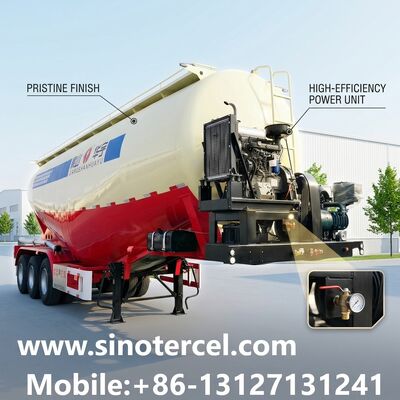 Semi-trailer met een brandstoftank met een capaciteit van 40000 liter met drukverlagende kleppen en antistatische apparaten
